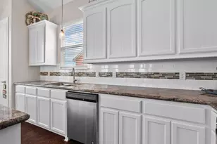 1922 Bluewater Hwy, Surfside Beach, TX 77541 - Photo 18