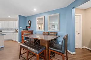 12559 New Castle Park Ln, Houston, TX 77044 - Photo 10