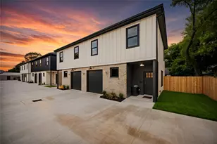 5032 Mallow St, Houston, TX 77033 - Photo 2