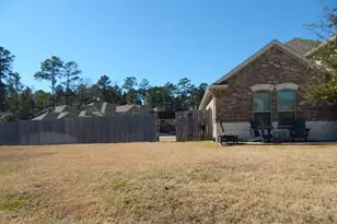 14209 Castolon Ct, Conroe, TX 77384 - Photo 4