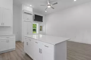 1628 Private Rd 652, Sargent, TX 77414 - Photo 10