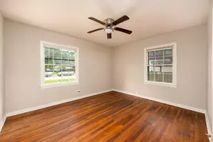 1702 W Crockett St, La Marque, TX 77568 - Photo 6