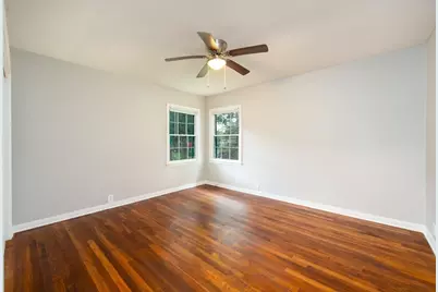 1702 W Crockett Street, La Marque, TX 77568 - Photo 8