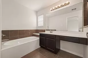 8908 Clovermist Dr, Houston, TX 77064 - Photo 32