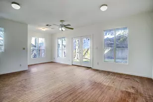 1436 Dorothy St, Houston, TX 77008 - Photo 14