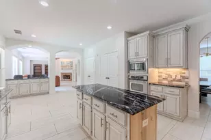 7 Stickley Ct, The Woodlands, TX 77382 - Photo 14