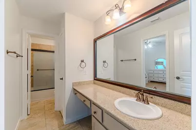 7 Stickley Court, The Woodlands, TX 77382 - Photo 22