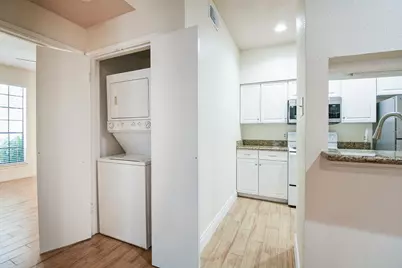 2121 El Paseo Street #1805, Houston, TX 77054 - Photo 22