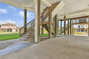 205 Rue Orleans St, Baytown, TX 77520 - Photo 6