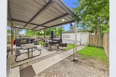 3205 Ohio Street, Baytown, TX 77520 - Photo 32