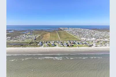 16904 Beachcomber Drive, Galveston, TX 77554 - Photo 44