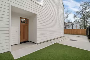 826 Curtin St, Houston, TX 77018 - Photo 4