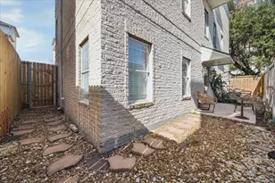2207 Austin St, Houston, TX 77002 - Photo 22