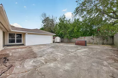 11034 Hidden Bend Drive, Houston, TX 77064 - Photo 46