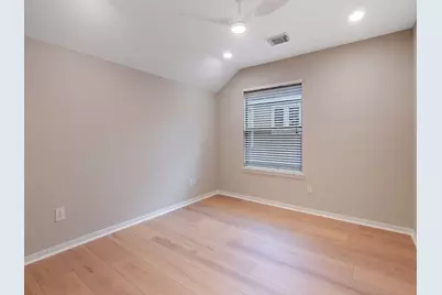 54 Douvaine Ct, The Woodlands, TX 77382 - Photo 30