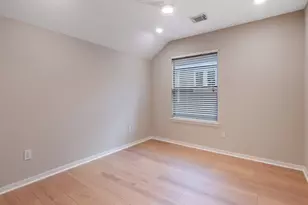 54 Douvaine Ct, The Woodlands, TX 77382 - Photo 30