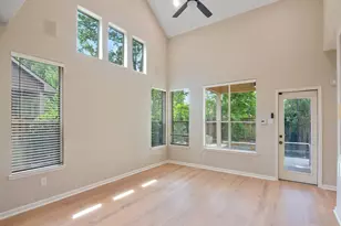 54 Douvaine Ct, The Woodlands, TX 77382 - Photo 18