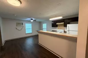3028 Avenue M, Galveston, TX 77550 - Photo 2
