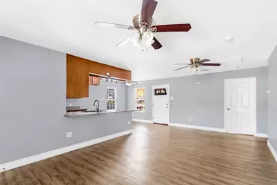 204 W James Street, Baytown, TX 77520 - Photo 12