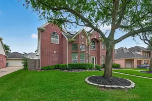 2615 Granite Ct, Pearland, TX 77584 - Photo 2