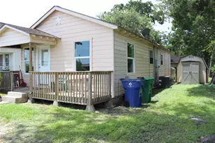 622 S Hancock St, Angleton, TX 77515 - Photo 2