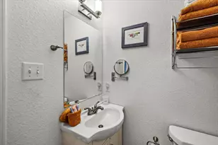 2927 Bluewater Hwy, Surfside Beach, TX 77541 - Photo 34