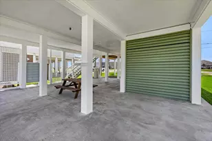 2927 Bluewater Hwy, Surfside Beach, TX 77541 - Photo 38