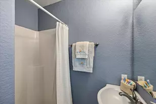 2927 Bluewater Hwy, Surfside Beach, TX 77541 - Photo 24