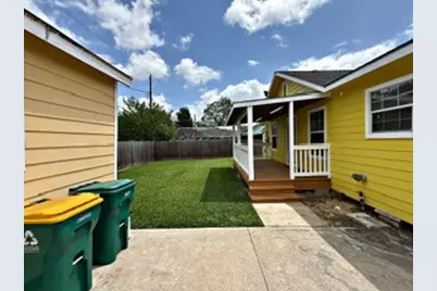 310 W Houston Avenue, Pasadena, TX 77502 - Photo 14