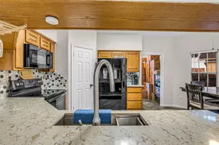 7543 Basswood Forest Ct, Houston, TX 77095 - Photo 12