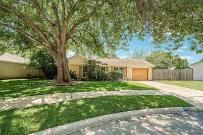 1006 Melford Avenue, Pearland, TX 77584 - Photo 1
