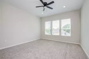 4916 Sunbeam St, Houston, TX 77033 - Photo 14