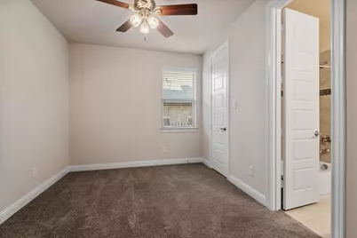 35 N Wheatleigh Drive, Tomball, TX 77375 - Photo 30