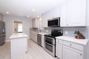 7713 Valley View Ln, Houston, TX 77074 - Photo 18