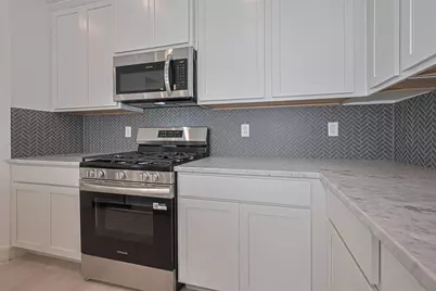 8927 Grovner Place, Houston, TX 77055 - Photo 10