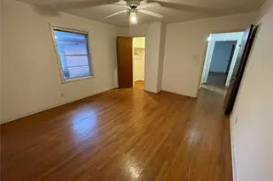 5619 Warm Springs Rd, Houston, TX 77035 - Photo 4