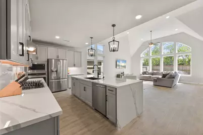 5107 Shimmering Brook Lane, Fulshear, TX 77441 - Photo 4