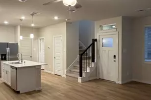 547 Avisa, Kemah, TX 77565 - Photo 6