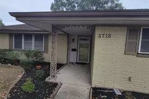 5718 Burlinghall Dr, Houston, TX 77035 - Photo 2