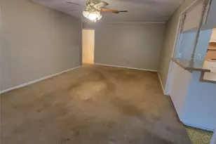 5718 Burlinghall Dr, Houston, TX 77035 - Photo 6