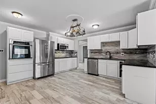 765 Sudduth, Bridge City, TX 77611 - Photo 14