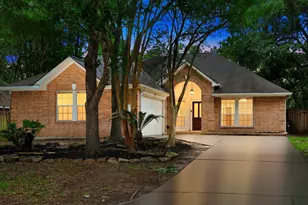 23 Lamps Glow Pl, The Woodlands, TX 77382 - Photo 1