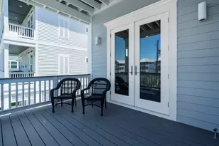 3835 Seabreeze Ln, Galveston, TX 77554 - Photo 18