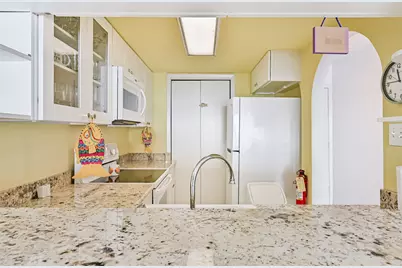 7310 Seawall Boulevard #705, Galveston, TX 77551 - Photo 22