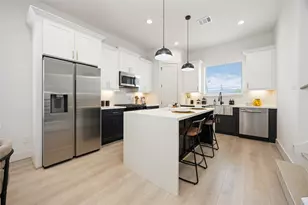 7809 Amelia Rd, Houston, TX 77055 - Photo 10