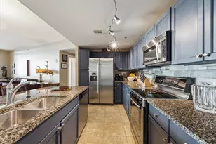 801 E Beach Dr, Galveston, TX 77550 - Photo 6