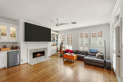 1409 Michigan Street, Houston, TX 77006 - Photo 6