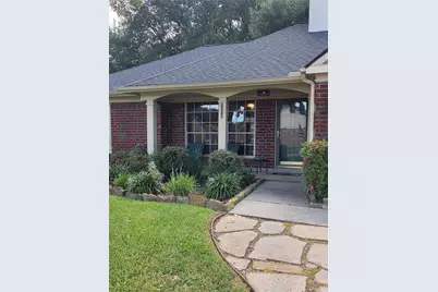 3909 Regency Drive, Deer Park, TX 77536 - Photo 4