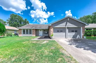 13402 Tara Oak Dr, Houston, TX 77065 - Photo 2