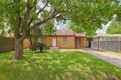 4039 Cornell Street, Houston, TX 77022 - Photo 1